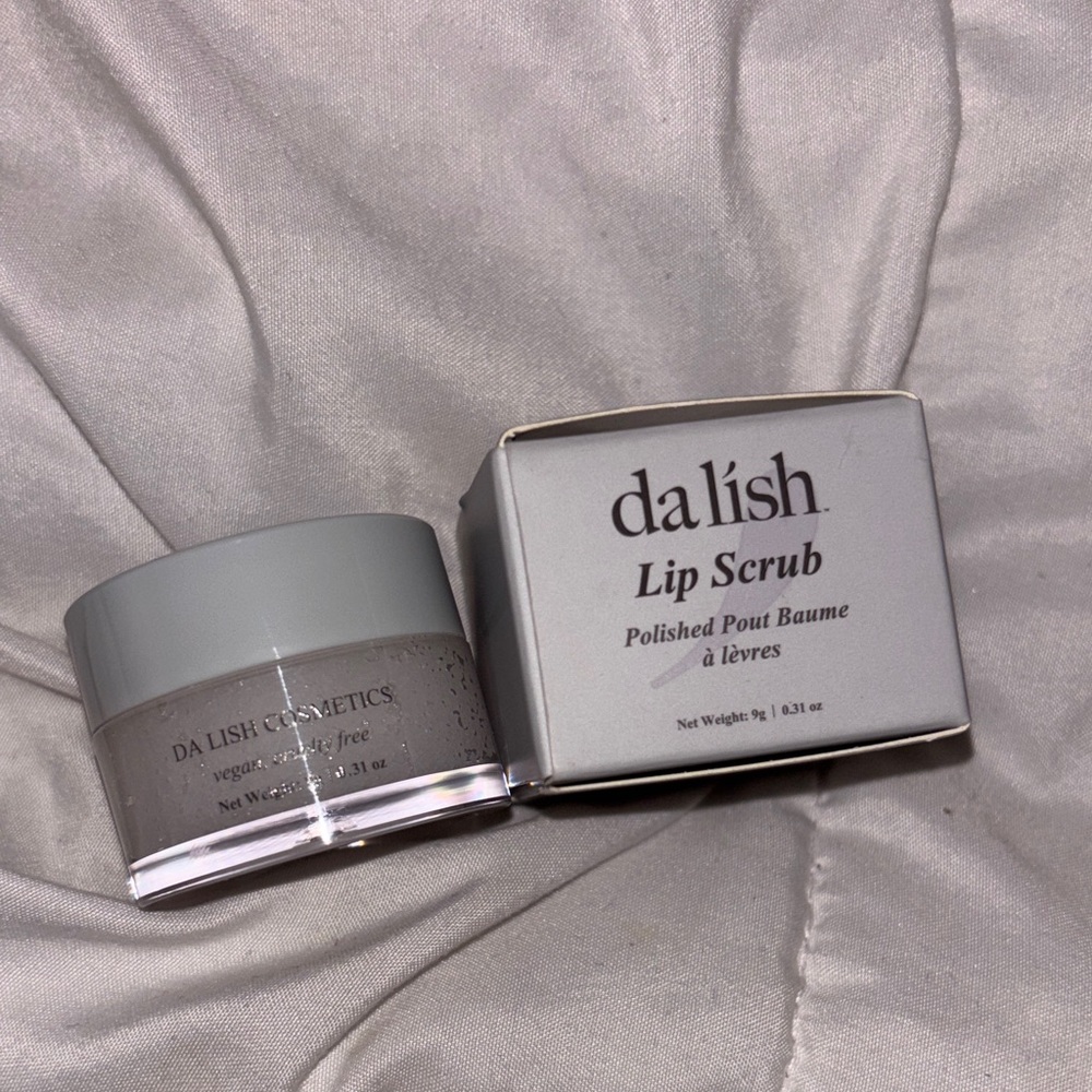 Da lísh- Lip Scrub